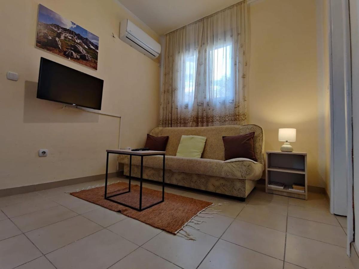 Apartments Miki Bar Kültér fotó