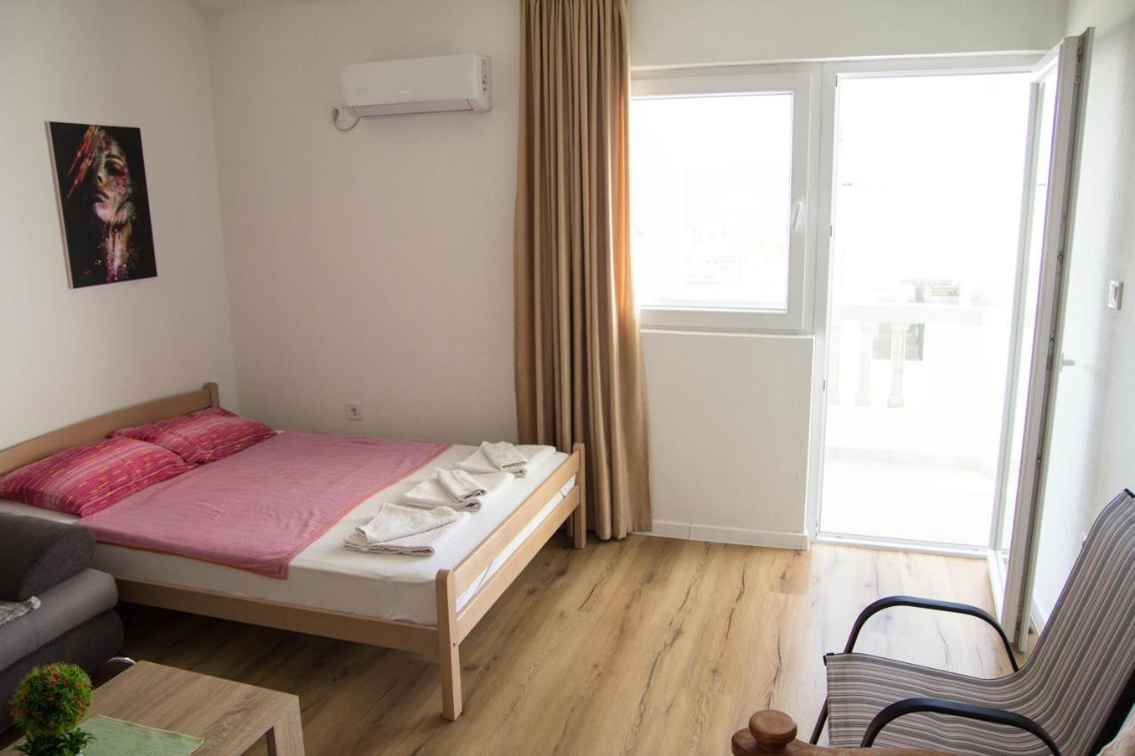 Apartments Miki Bar Kültér fotó