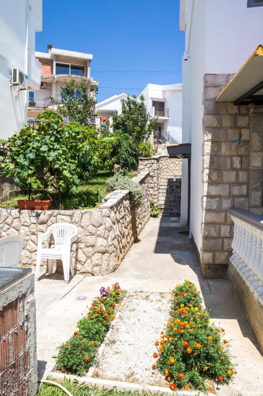 Apartments Miki Bar Kültér fotó